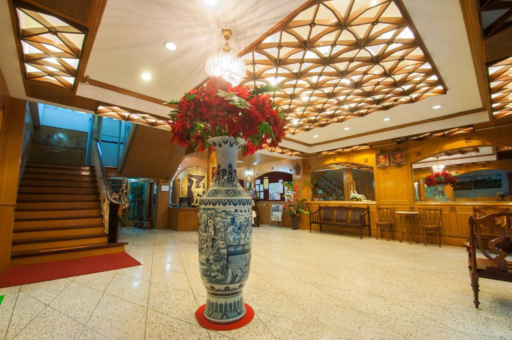 Swan Hotel Банкок Екстериор снимка